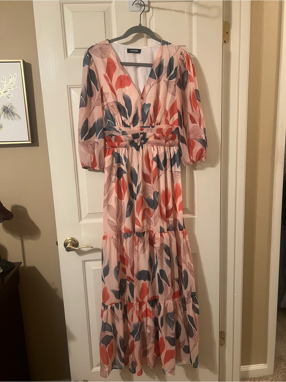 NWOT Women’s Multicolor Leaf print V-Neck Tiered 3/4 Sleeve Maxi Dress Sz Small